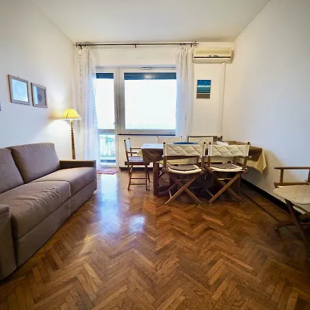 Apartment Casa Panoramica Affacciata Sul Porto Zona Acquario Genoa